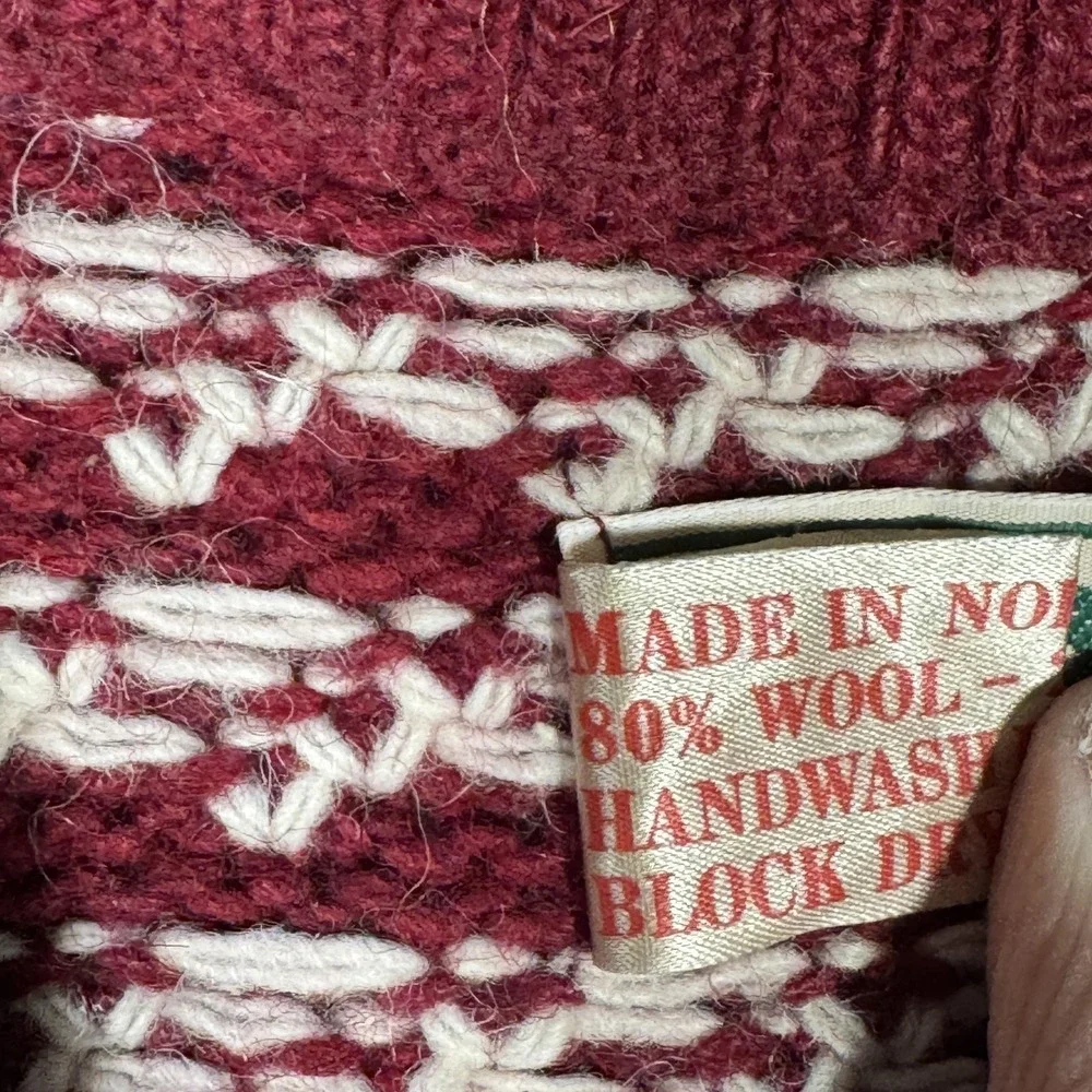Vintage LL Bean Sweater Womens S Red Wool Fair Isle Crewneck Norway Heavyweight - Picture 4 of 8